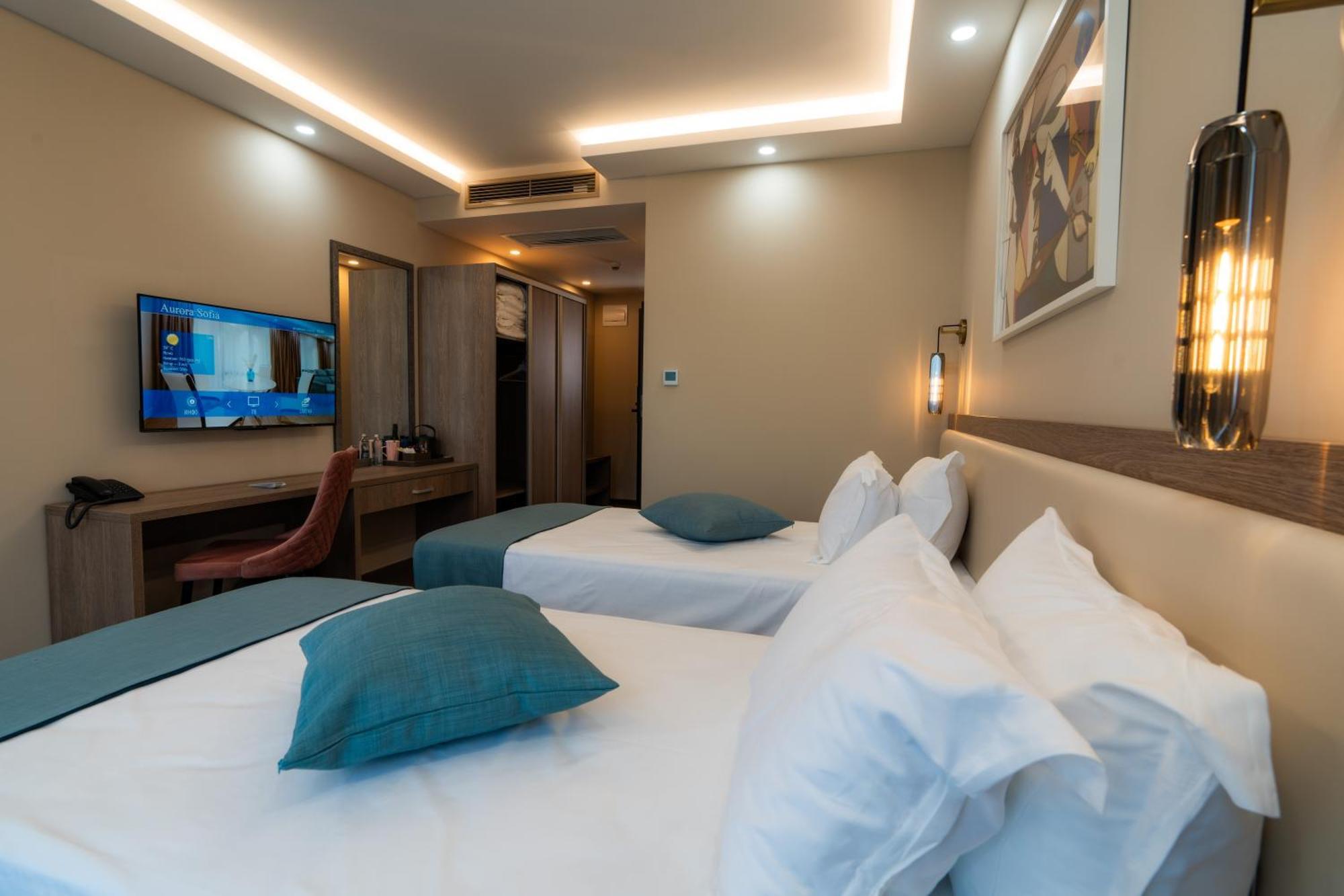 Aurora Sofia Hotel Bagian luar foto