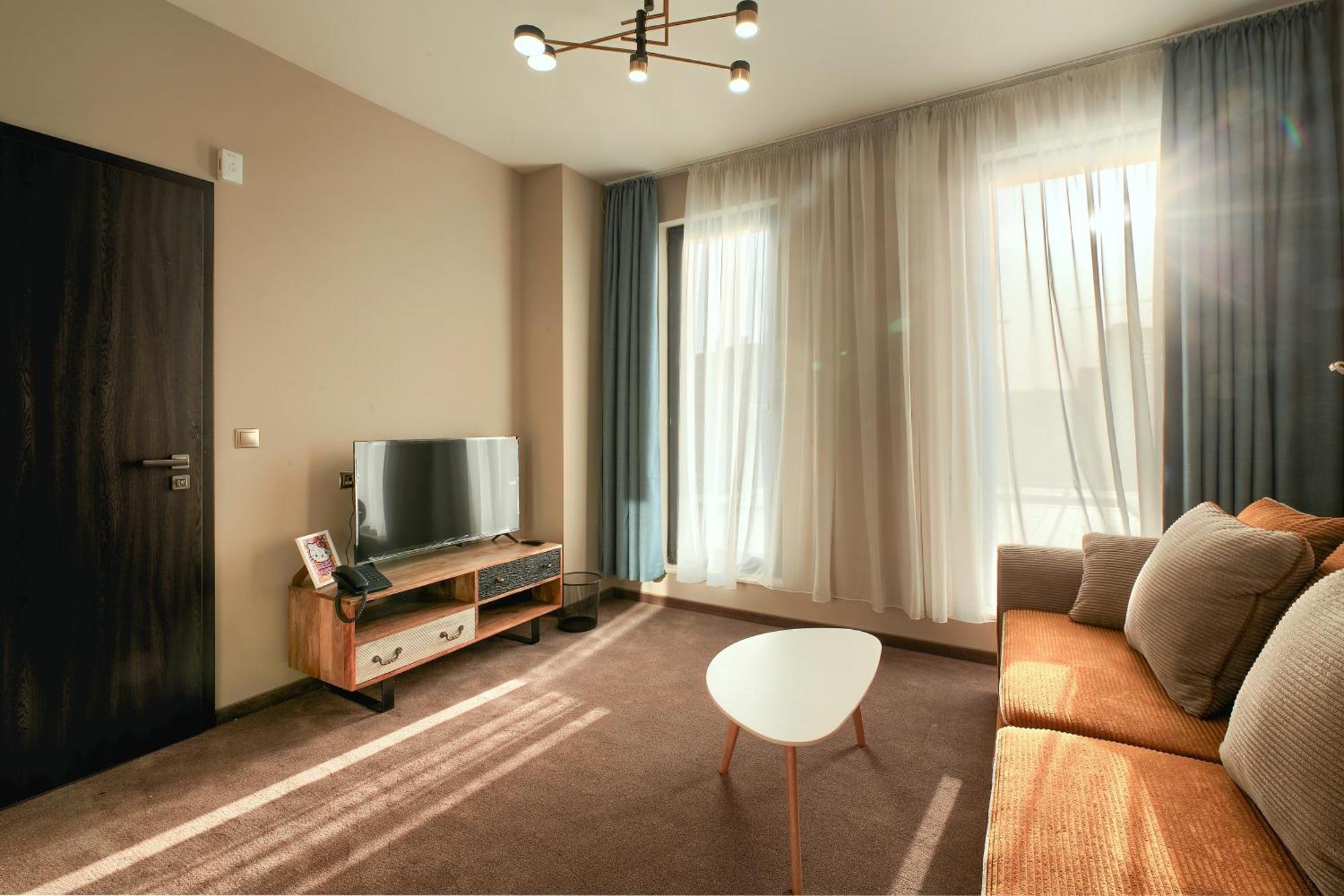 Aurora Sofia Hotel Bagian luar foto
