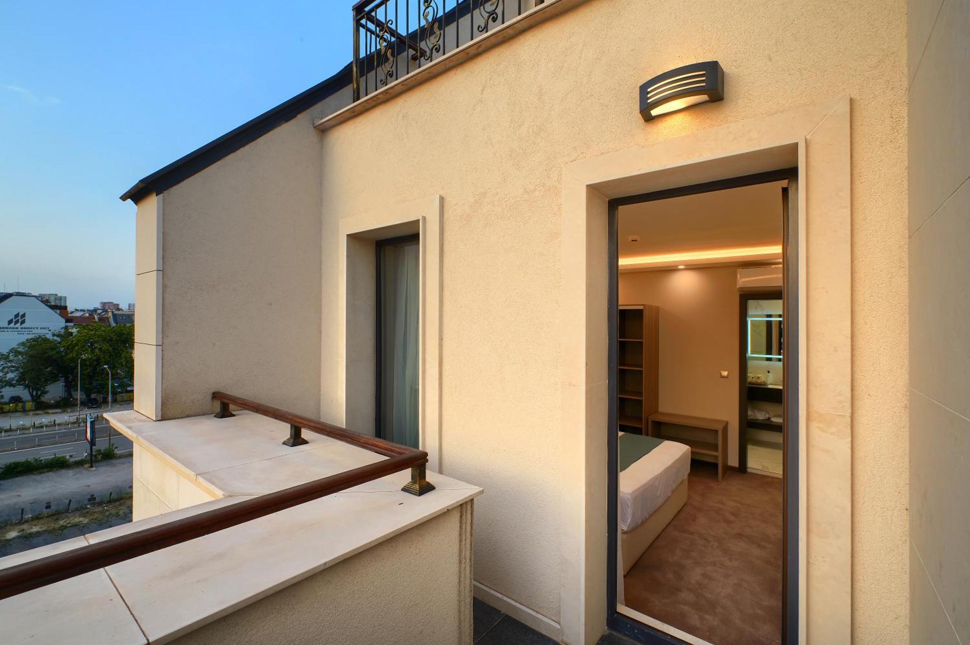 Aurora Sofia Hotel Bagian luar foto