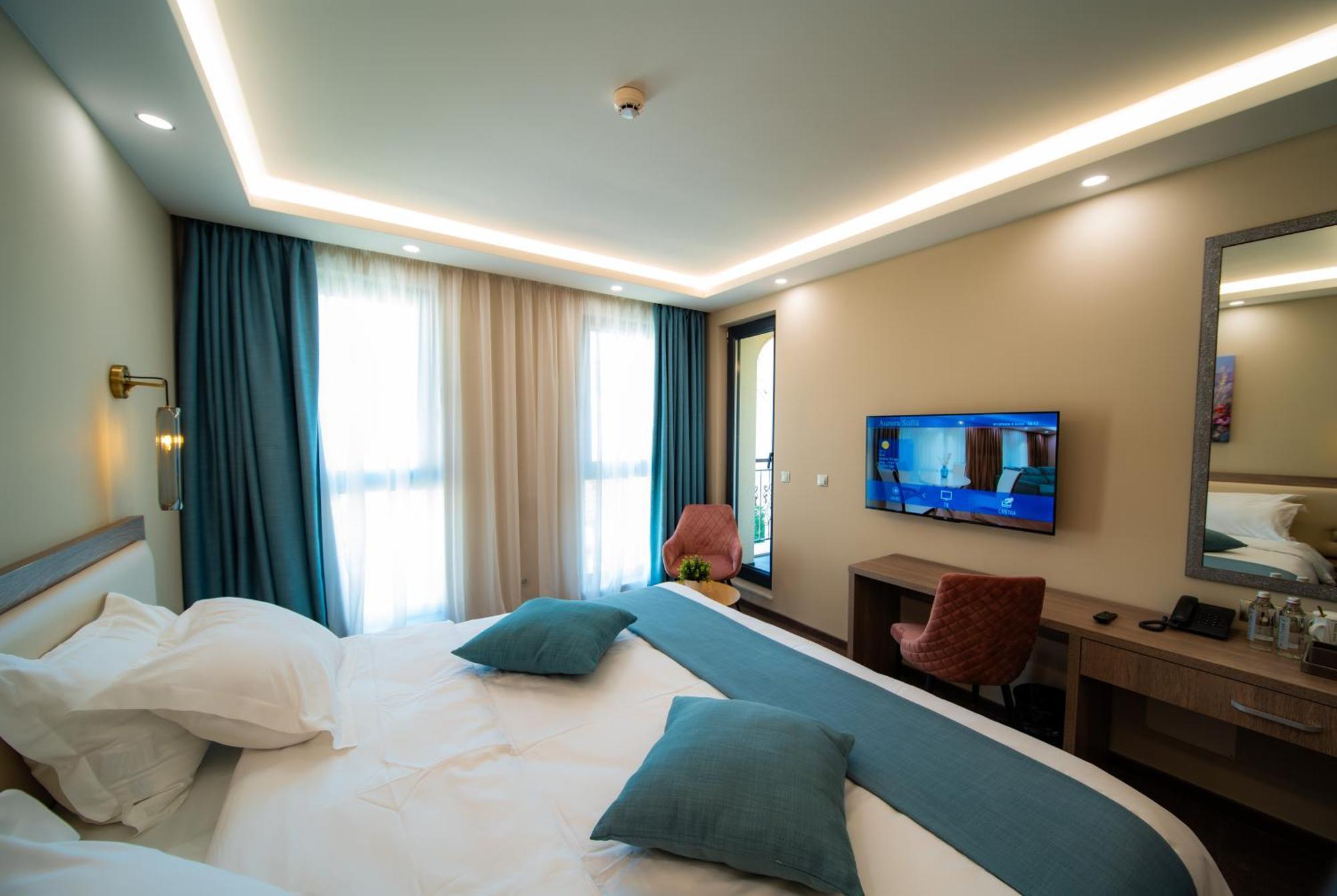Aurora Sofia Hotel Bagian luar foto