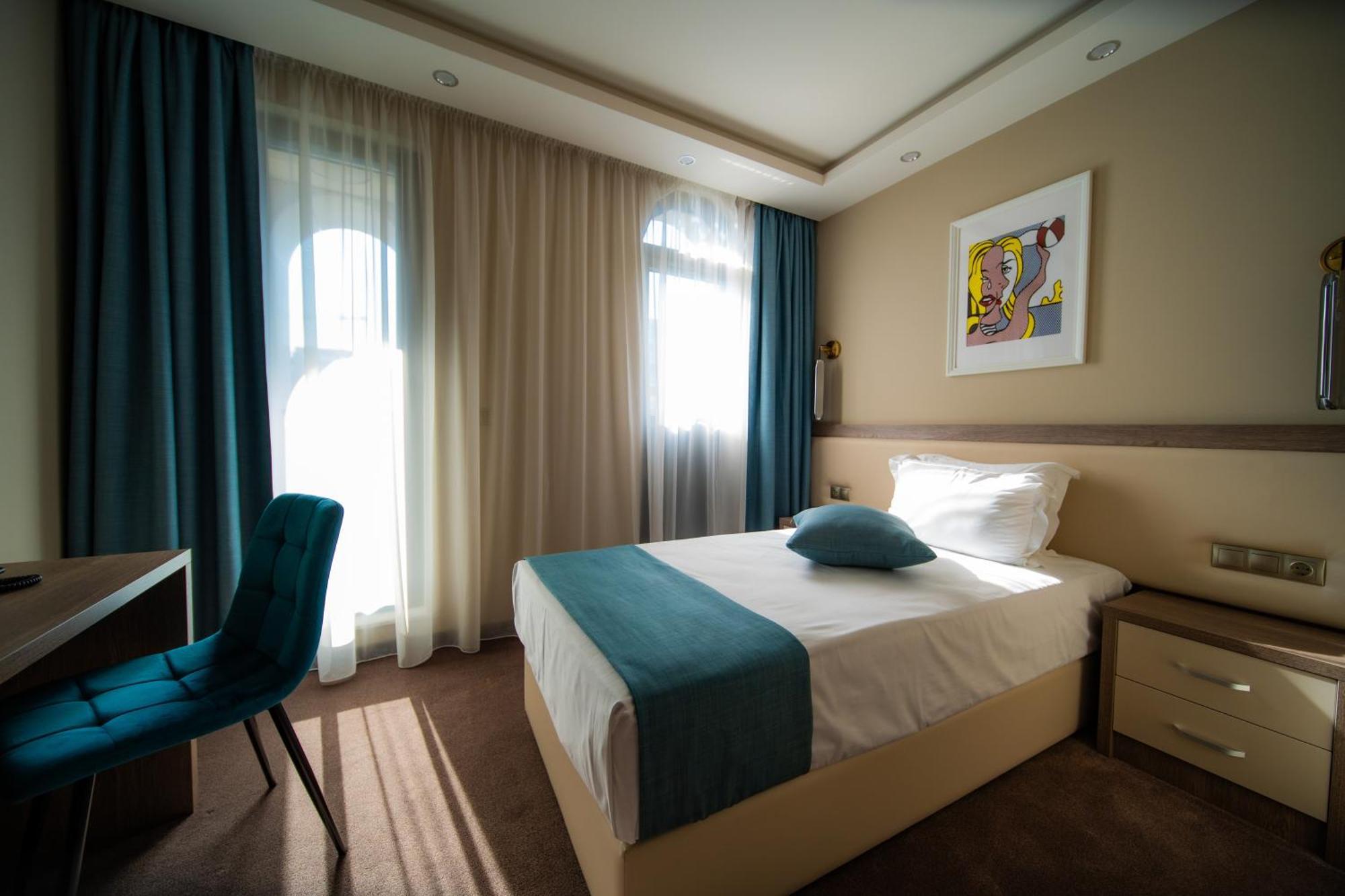 Aurora Sofia Hotel Bagian luar foto