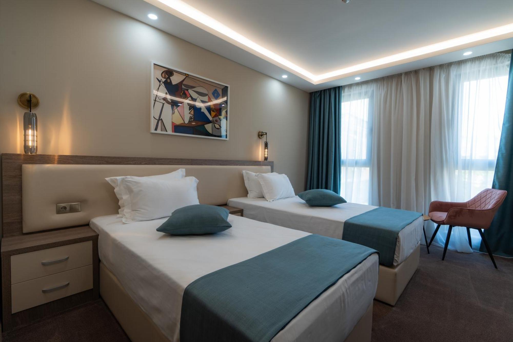 Aurora Sofia Hotel Bagian luar foto